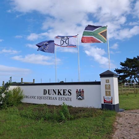 Dunkes Organic Equestrian Estate Apartamento George Exterior foto